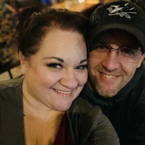 Meet your Posher, Andy & Nikki